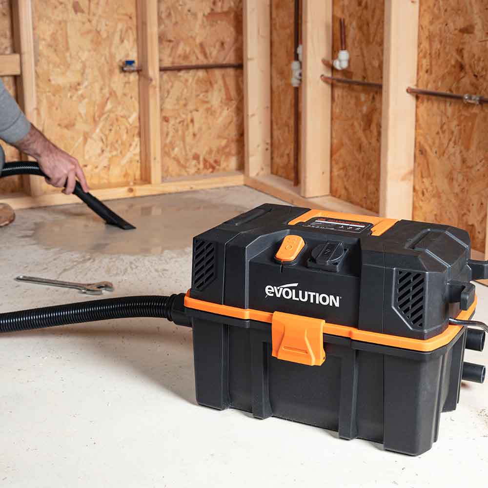 Aspirateur eau et poussière