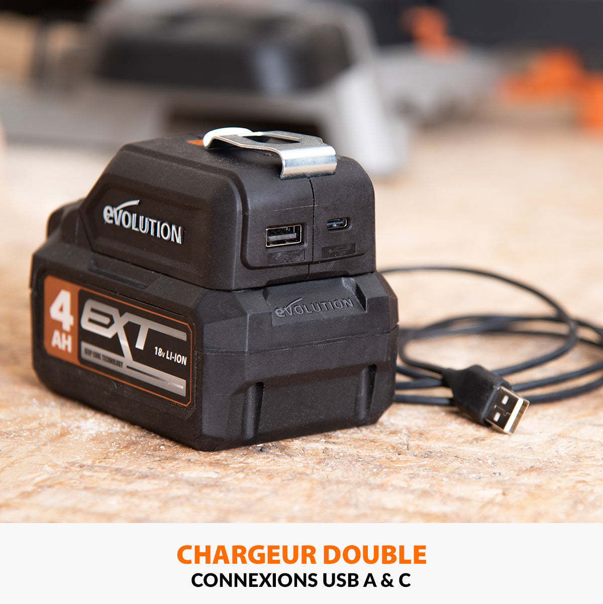Chargeur USB et lumière LED pour batterie Evolution