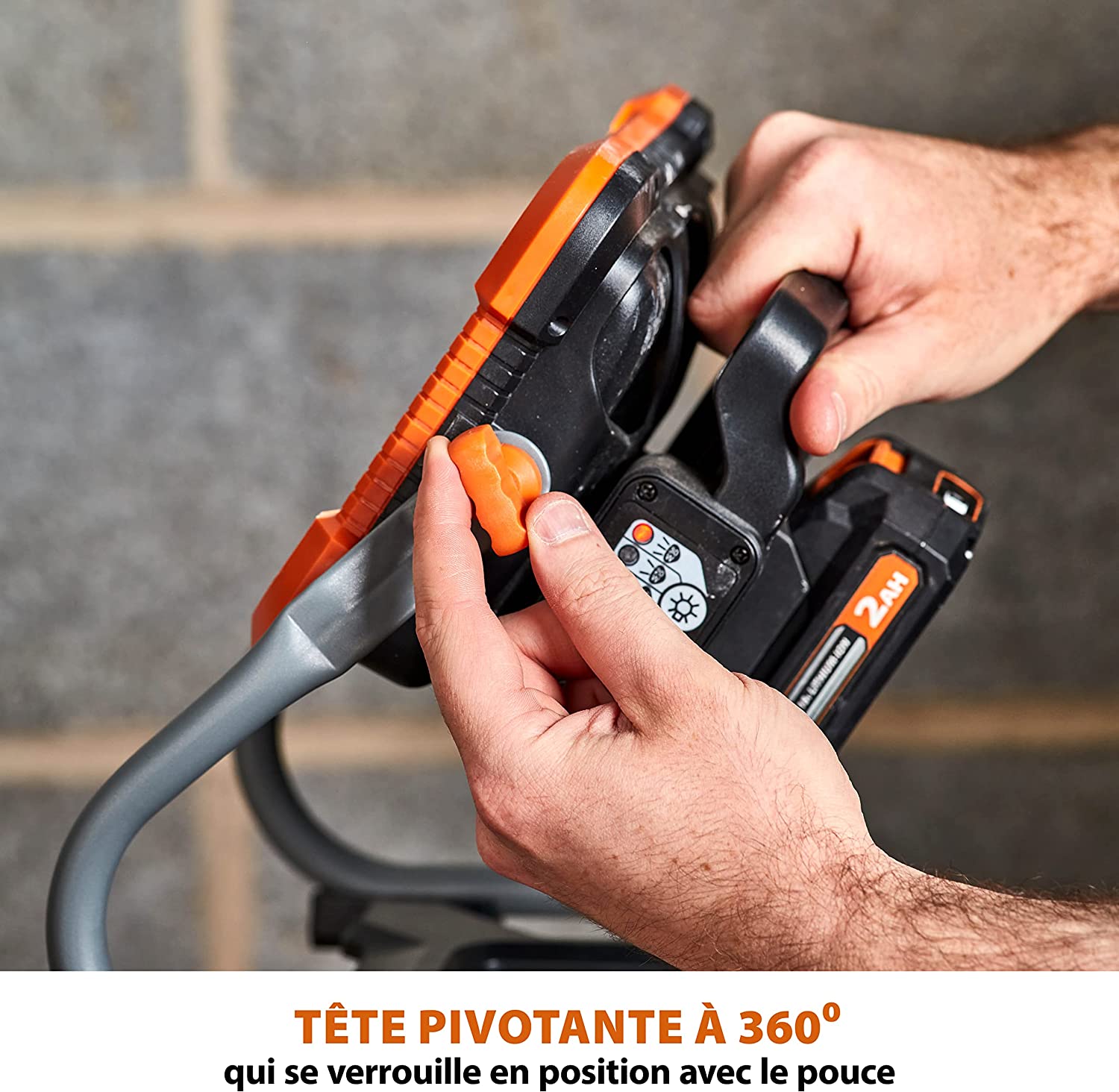 Projecteur sans fil Evolution R2700WLT-LI avec batterie 2Ah et chargeur
